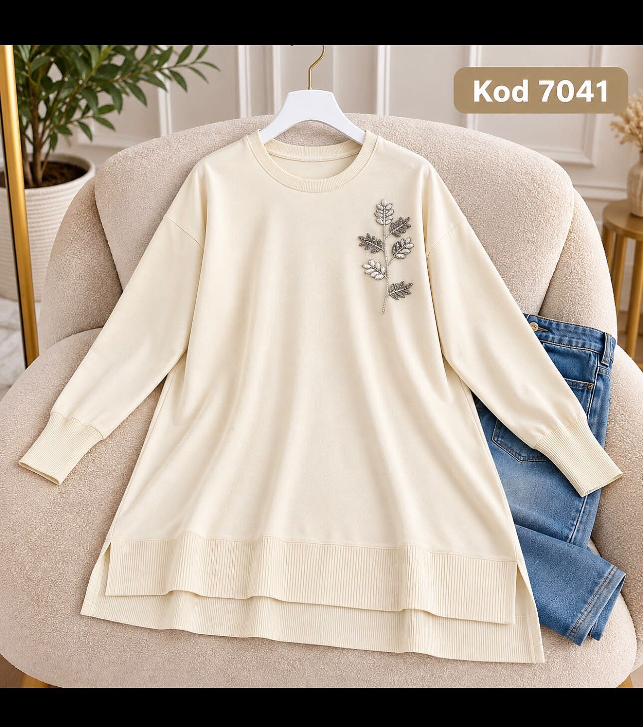 7041 Yaprak Taş Detaylı Triko Tunik - Ekru - 1